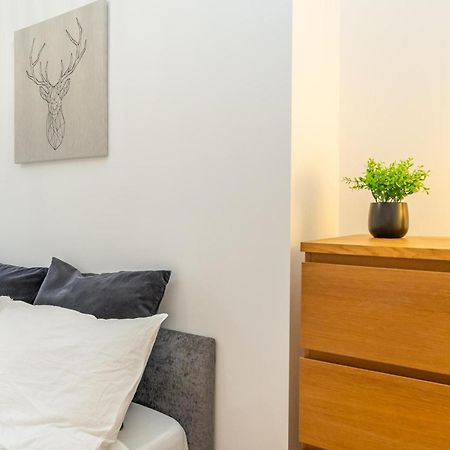 Location! 2 Bed/2Bath - Pro Host Leilighet London Eksteriør bilde